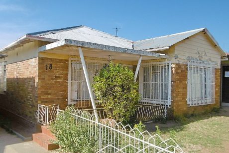 18 OUTSPAN ROAD, SOUTH HILLS, JOHANNESBURG - OMNILAND Auctioneers